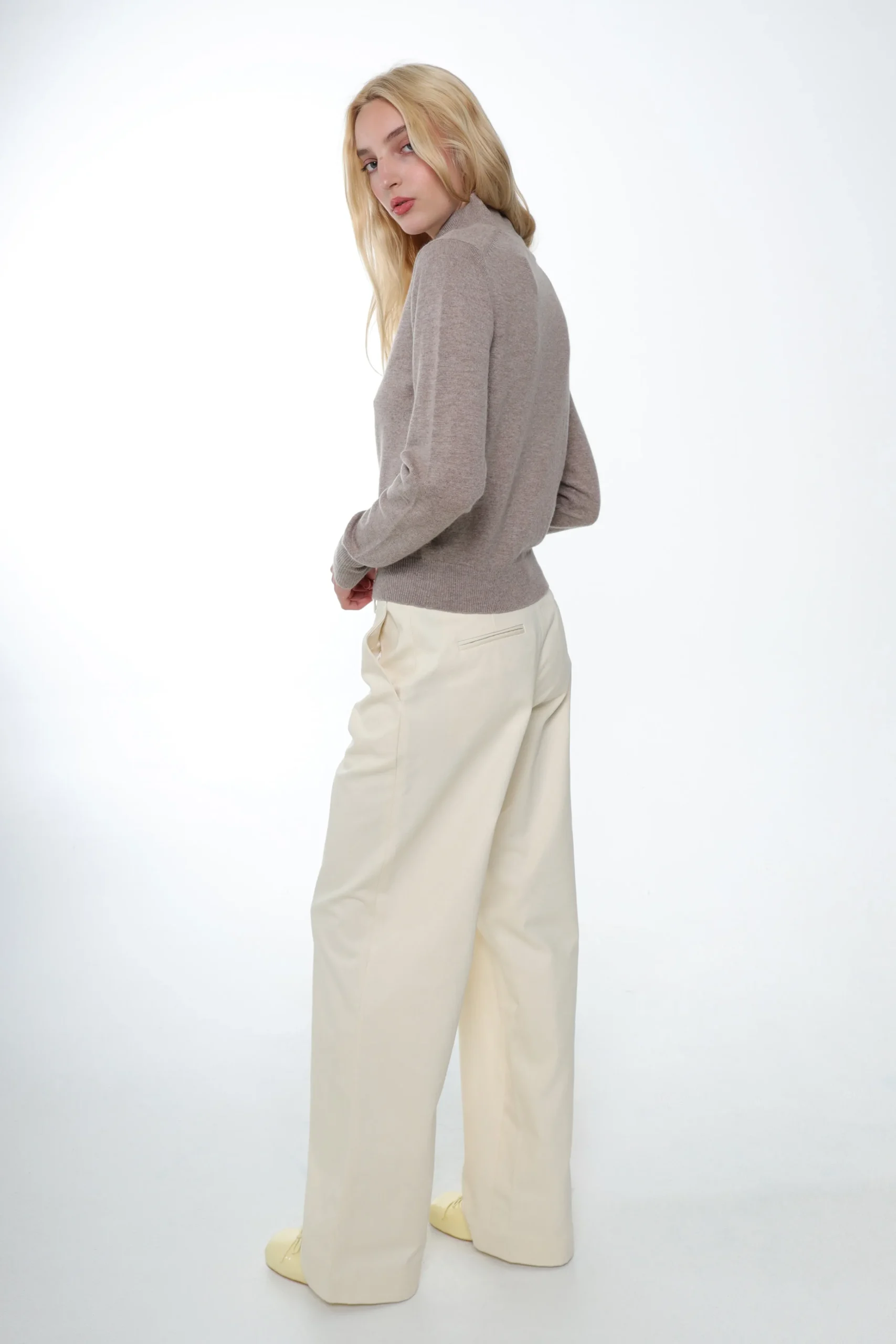 bouie_cardigan_in_taupe_3.webp SANDY LIANG BOUIE CARDIGAN IN TAUPE> Knits