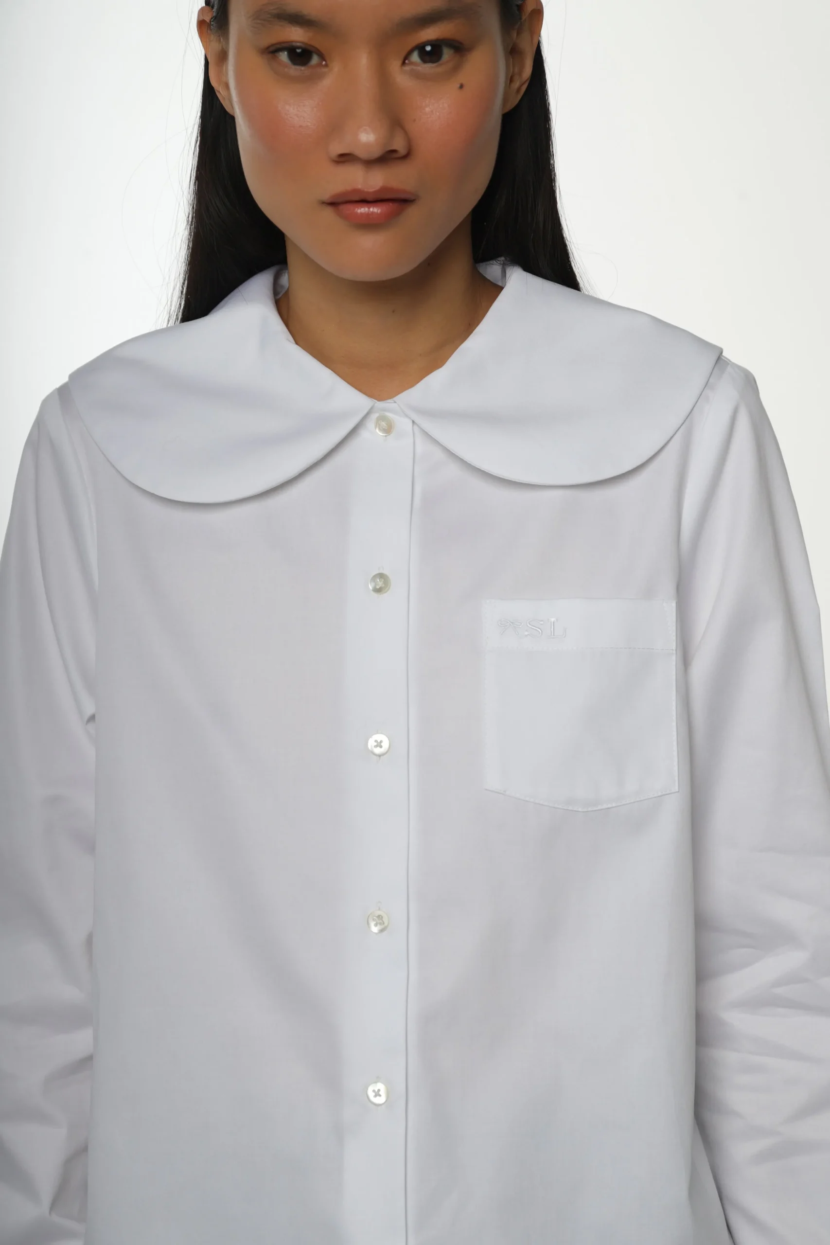 luton_shirt_in_white_2.webp SANDY LIANG LUTON SHIRT IN WHITE> Uniform | Tops