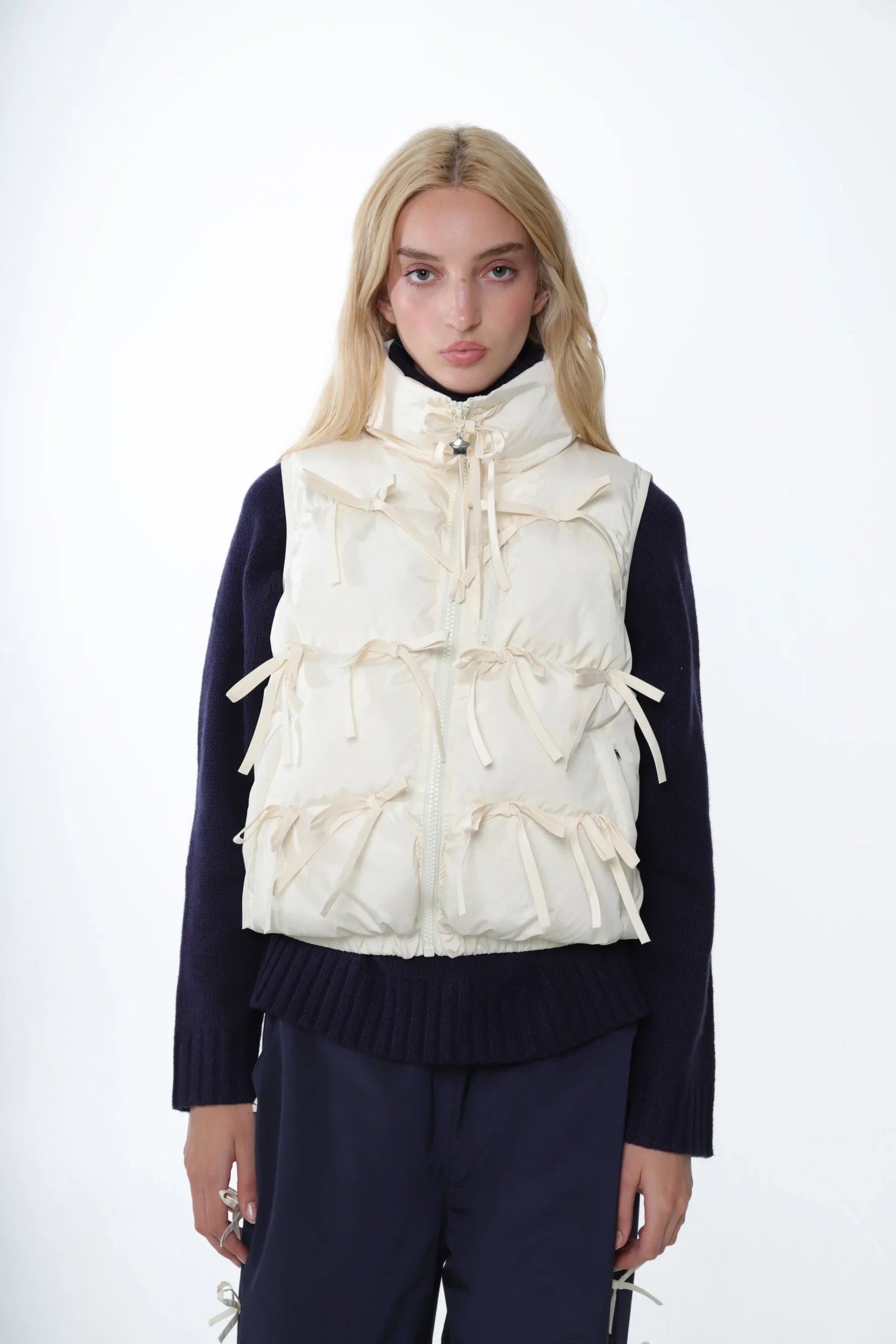 SANDY LIANG PATRO VEST IN IVORY> Outerwear
