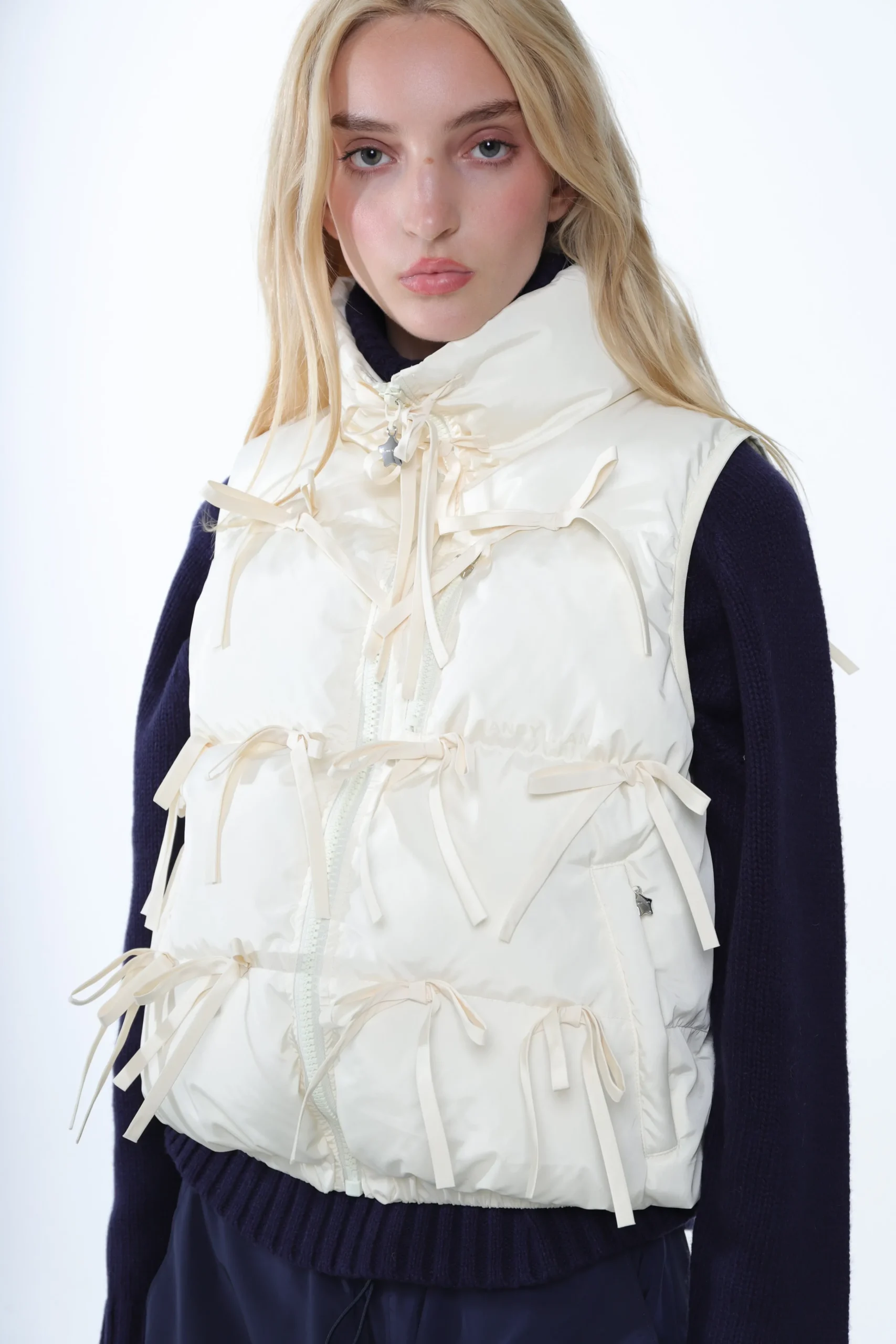 patro_vest_in_ivory_3.webp SANDY LIANG PATRO VEST IN IVORY> Outerwear
