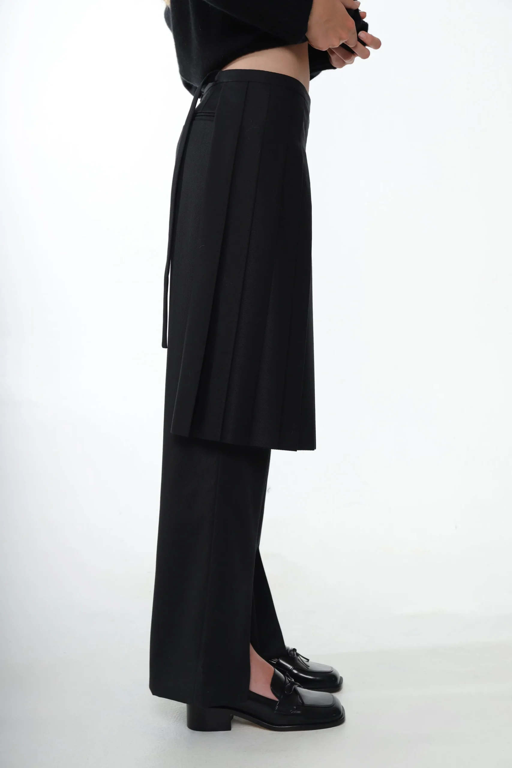 pichi_pant_in_black_3.webp SANDY LIANG PICHI PANT IN BLACK> Uniform | Pants