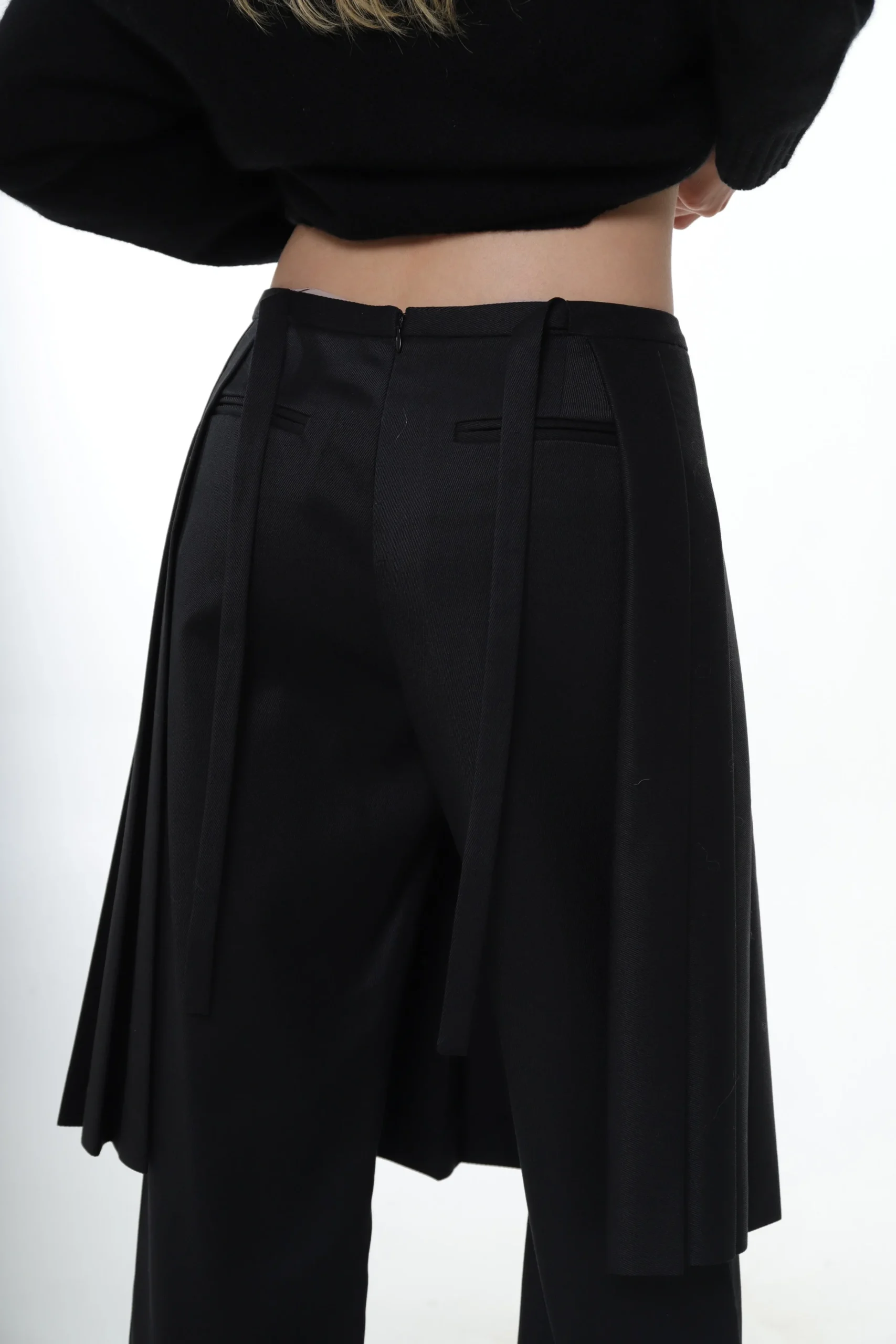 pichi_pant_in_black_4.webp SANDY LIANG PICHI PANT IN BLACK> Uniform | Pants