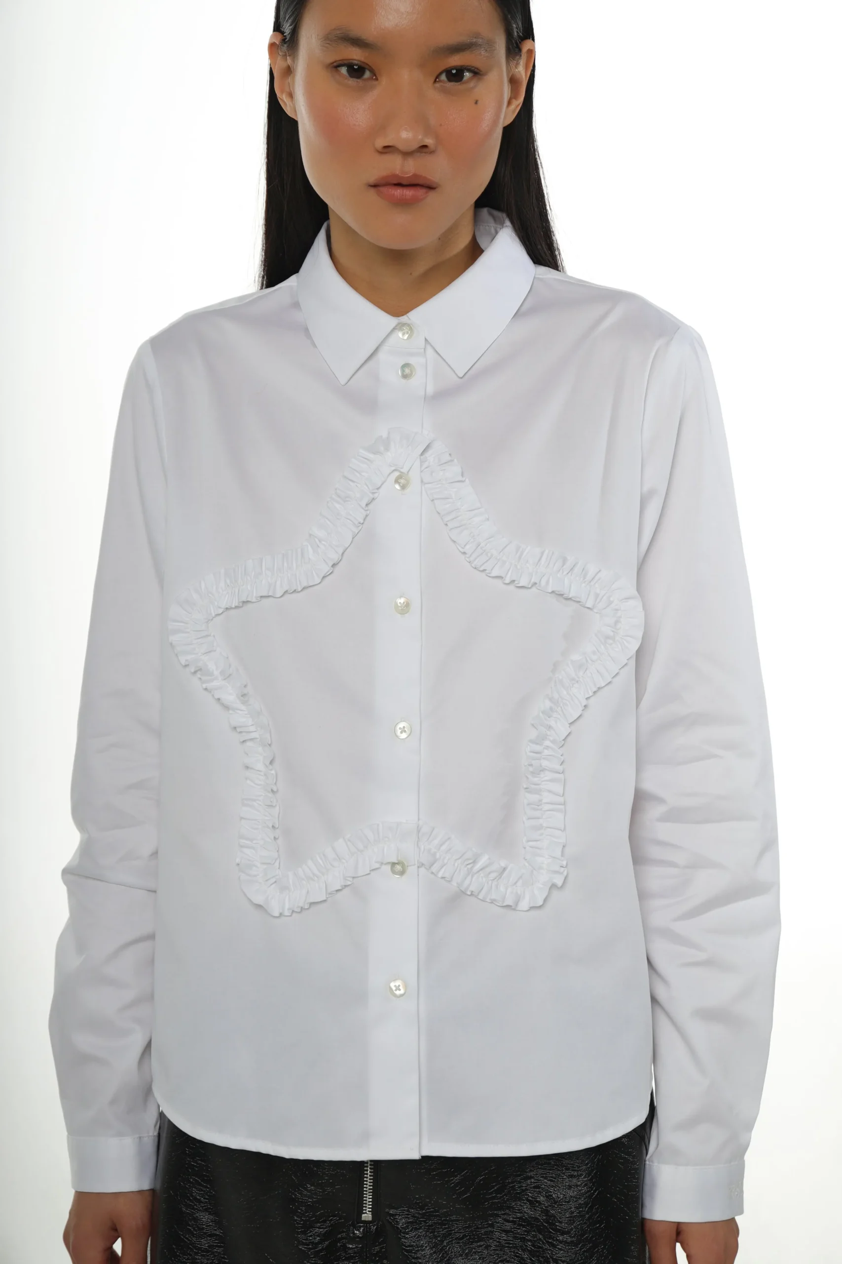 sirius_shirt_in_white_3.webp SANDY LIANG SIRIUS SHIRT IN WHITE> Uniform | Tops