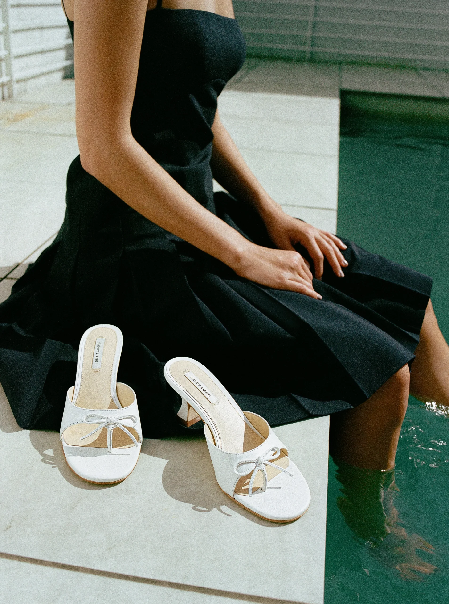 thong_mule__in_optic_white_nappa_2.webp SANDY LIANG THONG MULE 60 IN OPTIC WHITE NAPPA> Bridal | Shoes